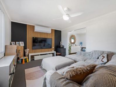 15 Hepburn Street, Utakarra WA 6530