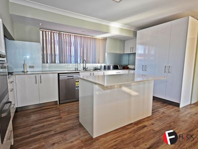 41 Nautical Grove, Beldon WA 6027