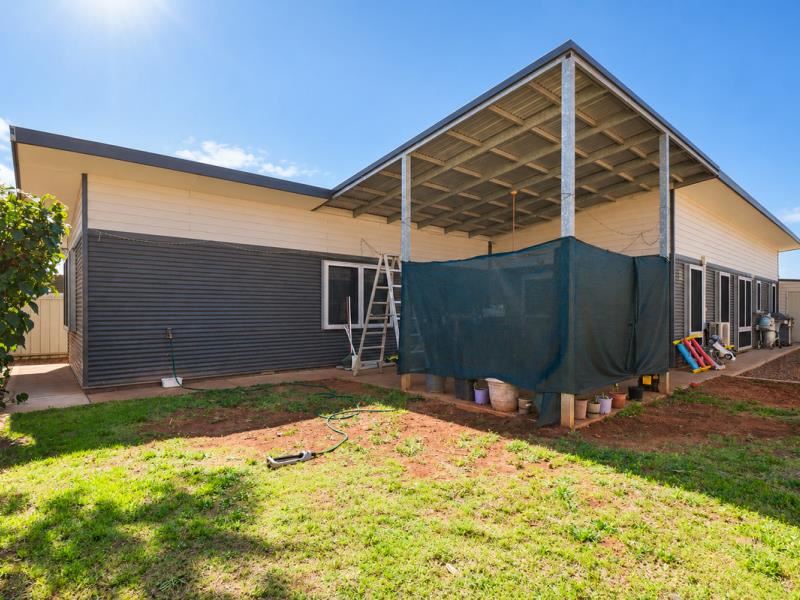 27 Minderoo Avenue, South Hedland WA 6722