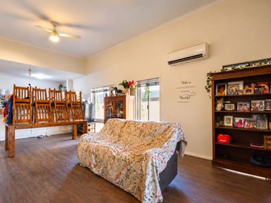 27 Minderoo Avenue, South Hedland WA 6722