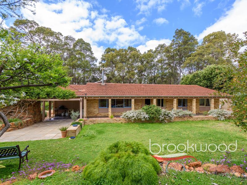 895 Martin Road, Mundaring WA 6073