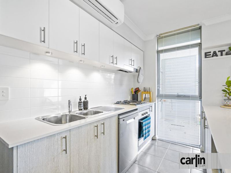 8/2 Coojong Link, Success WA 6164