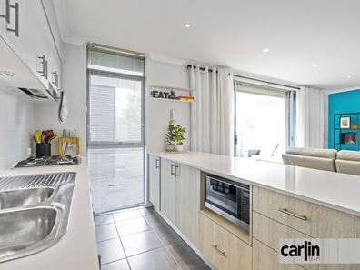 8/2 Coojong Link, Success WA 6164