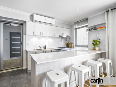 8/2 Coojong Link, Success WA 6164