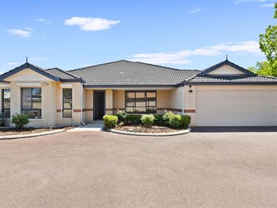 11 Field Avenue, Redcliffe WA 6104