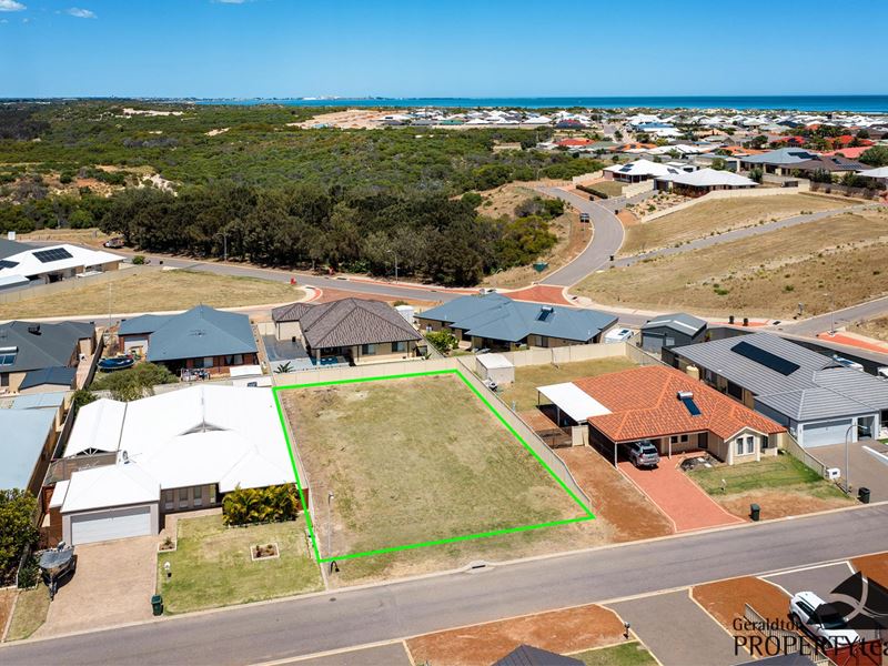 6 Topsail Street, Drummond Cove