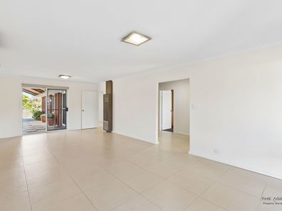 17 Nautilus Way, Kallaroo WA 6025
