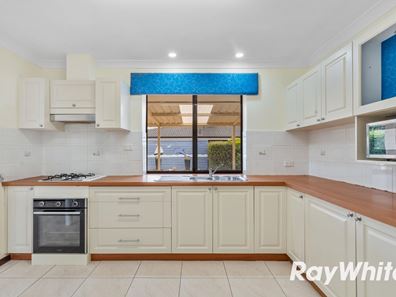 80 Mclarty Road, Halls Head WA 6210
