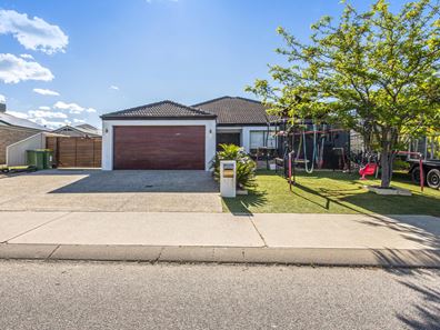 87 Warburton Trail, Lakelands WA 6180