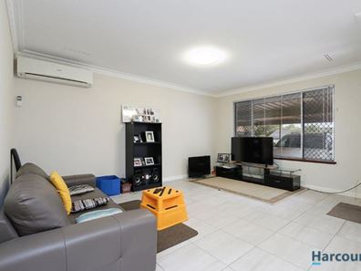 2/176 Fern Road, Wilson WA 6107