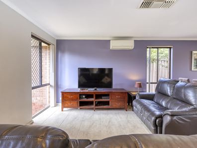 23 Ridgehaven Ramble, Ballajura WA 6066