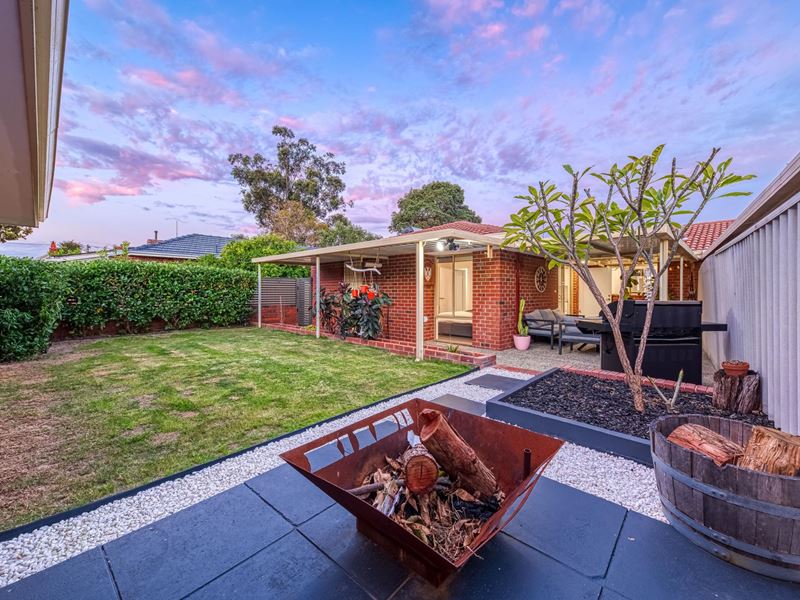 2/54 George Way, Cannington WA 6107