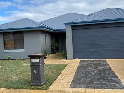 14 Baldwin Link, Piara Waters WA 6112