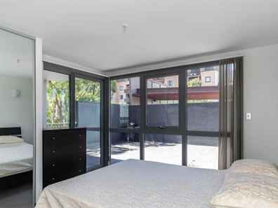 4/148 Adelaide Terrace, East Perth WA 6004