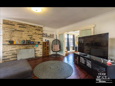 2 Coralie Court, Armadale WA 6112