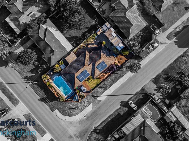 99 Unnaro Street, Hillman