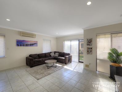 4/151 Hillsborough Drive, Nollamara WA 6061