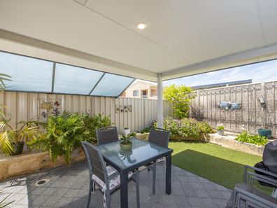 18/19 Malibu Road, Safety Bay WA 6169