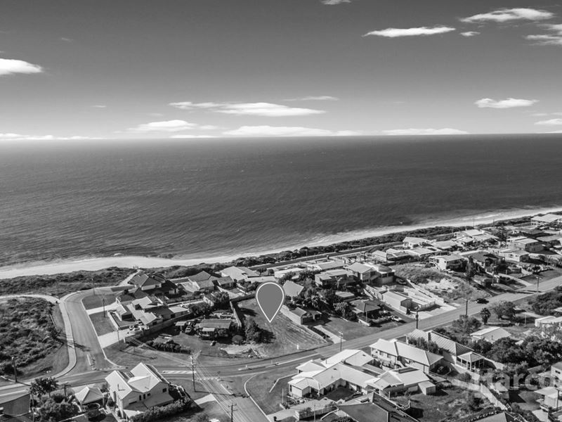 2 Leander Street, Falcon