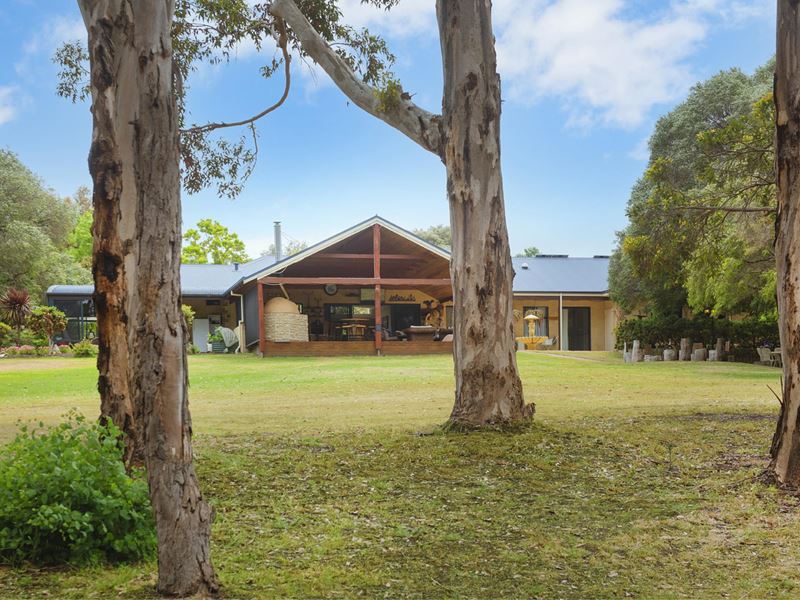 25 Eucalyptus Court, Margaret River