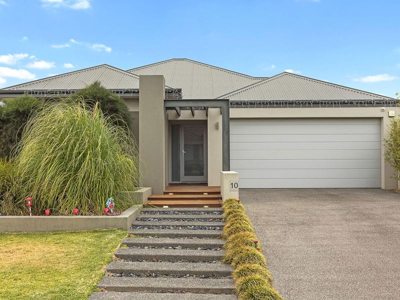 10 Nolan Crescent, Gwelup