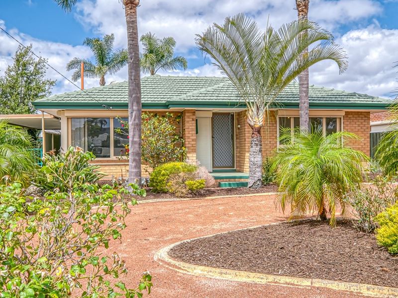 35 Willowmead Way, Kelmscott