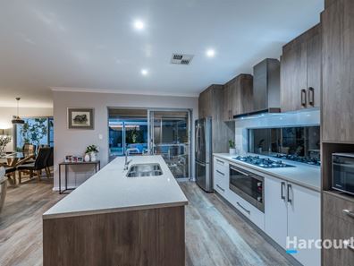 14 Undosa Chase, Jindalee WA 6036