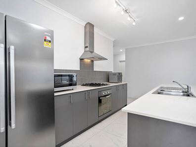 40 Sarsaparilla Ramble, Byford WA 6122