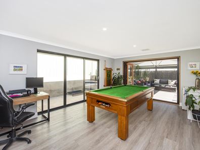 16 Searchers Crescent, Baldivis WA 6171