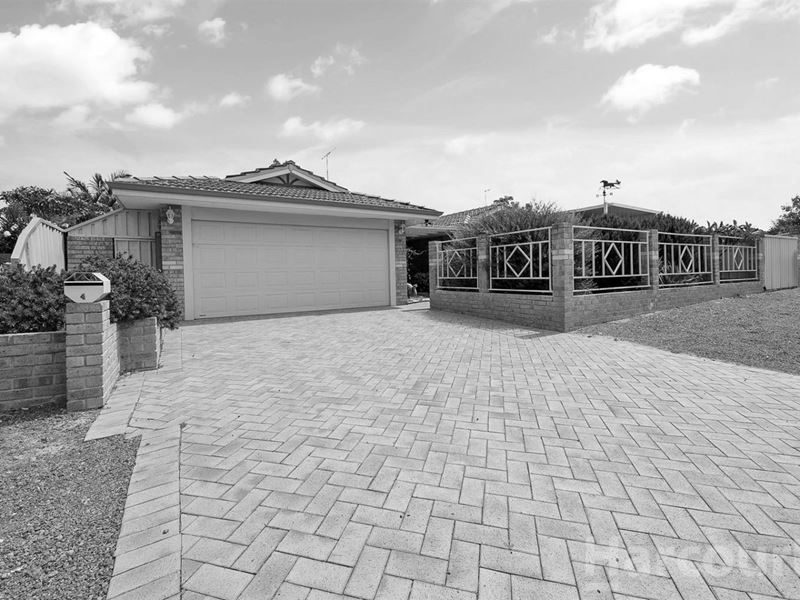 4 Reynolds Avenue, Greenfields