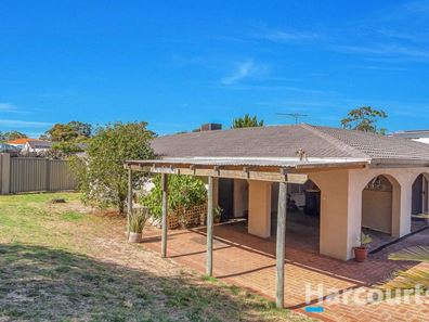 8B Floribunda Avenue, Sorrento WA 6020