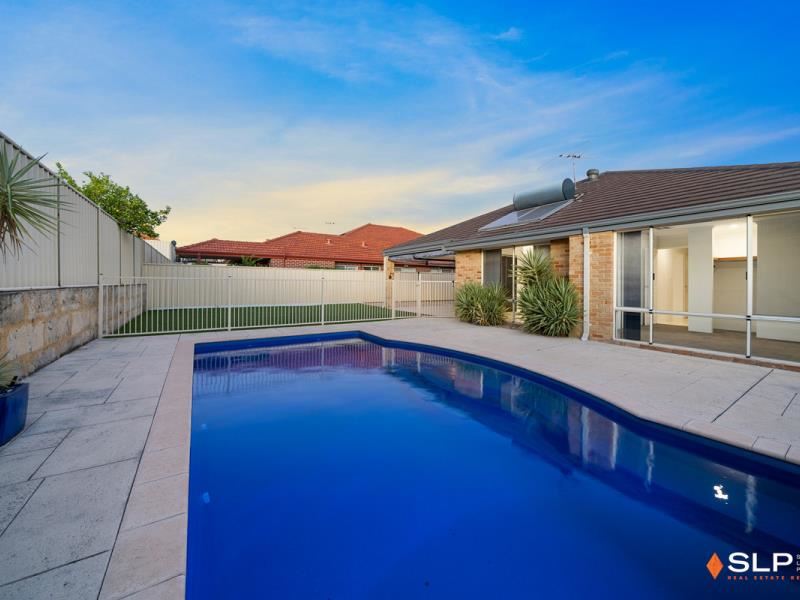 15 Overdene Pass, Banksia Grove