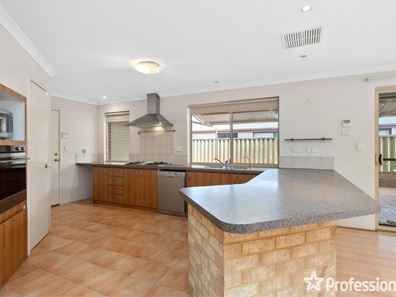 9 Toledo Circuit, Port Kennedy WA 6172
