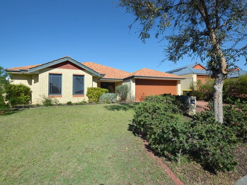 38 Archimedes Crescent, Tapping