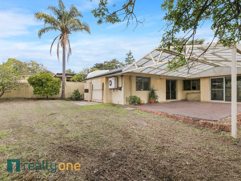 22 Corbett Way, Booragoon