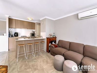 4/16 Pearson Drive, Success WA 6164