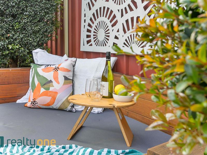 2 Blakers Ridge, Winthrop