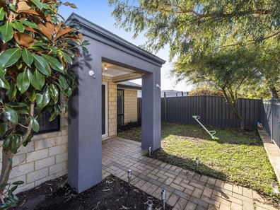 8 Lucan Lane, Baldivis WA 6171