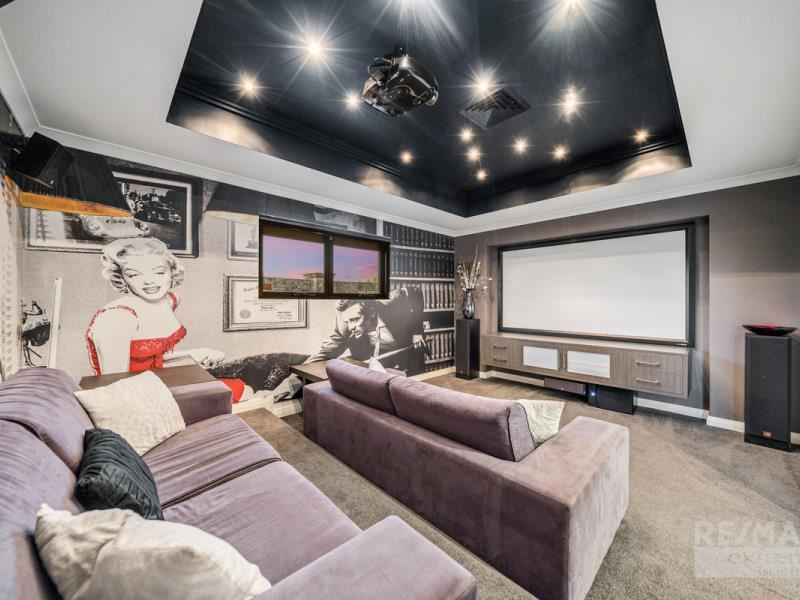 26 Benjamin Crescent, Tapping