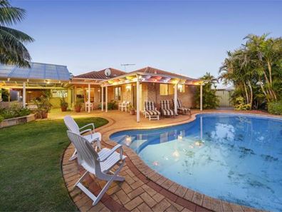 26 Howes Crescent, Dianella WA 6059