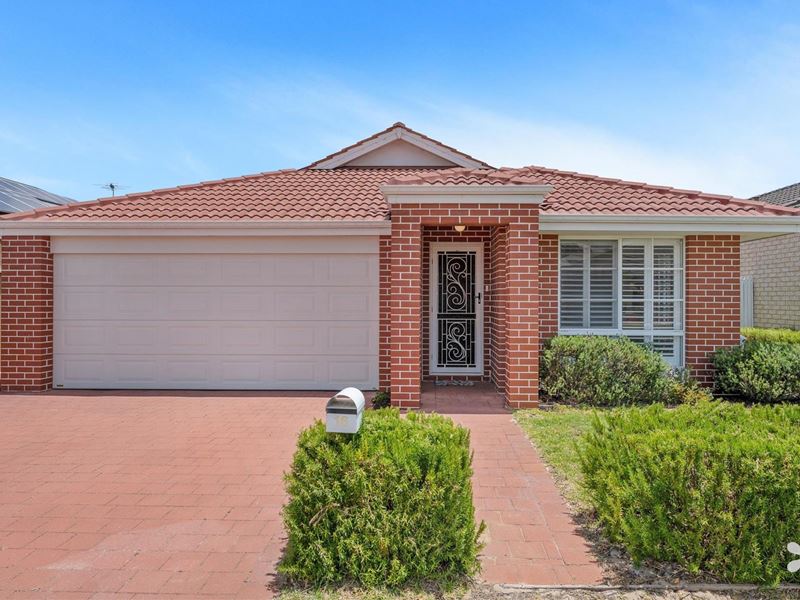 16 Blossom Chase, Aubin Grove WA 6164