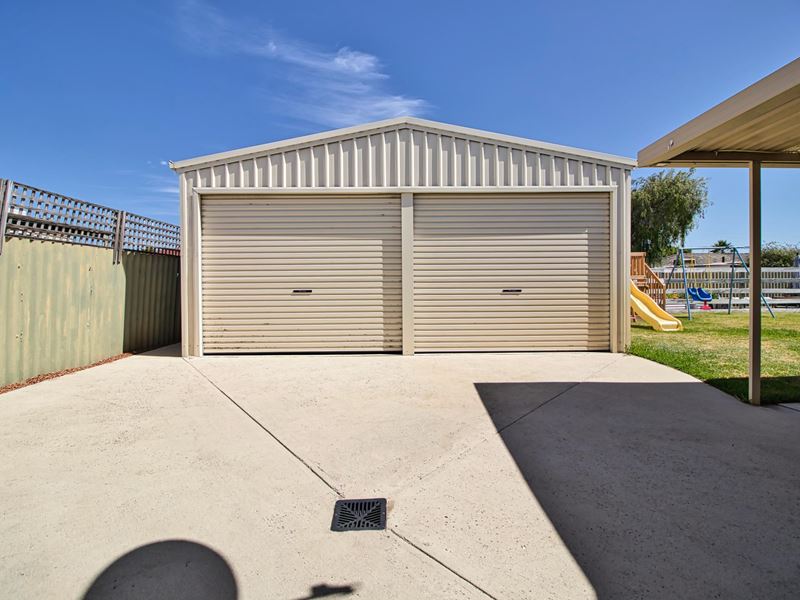 22 Norring Street, Cooloongup WA 6168