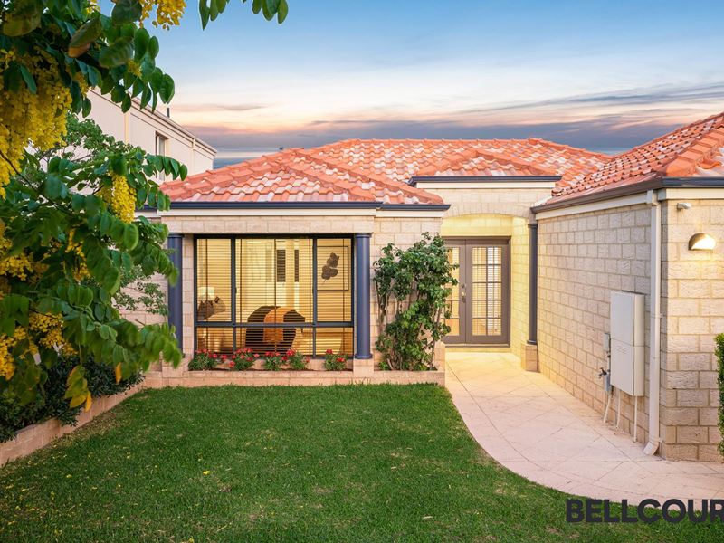 18 Mount Henry Road, Salter Point WA 6152