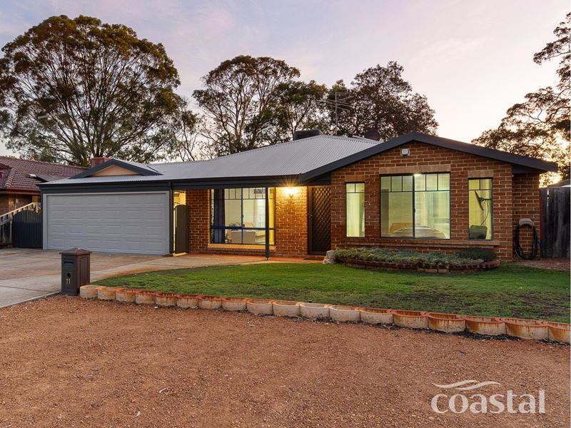 11 Minigwal Ct, Greenfields