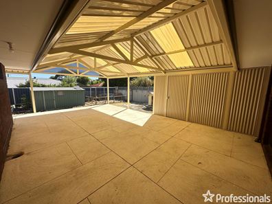 23 Blackbutt Way, Forrestfield WA 6058