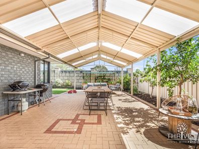 10 The Lakes Boulevard, Jandakot WA 6164