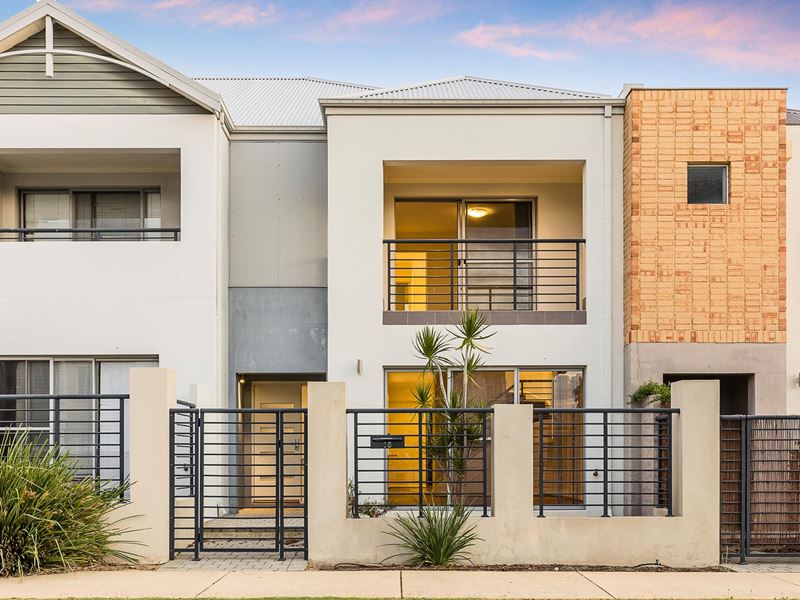 35 Gaudi Way, Clarkson