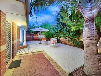 1 Grace Street, Scarborough WA 6019