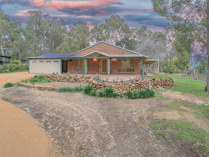 17 Cockatoo Drive, Mundaring