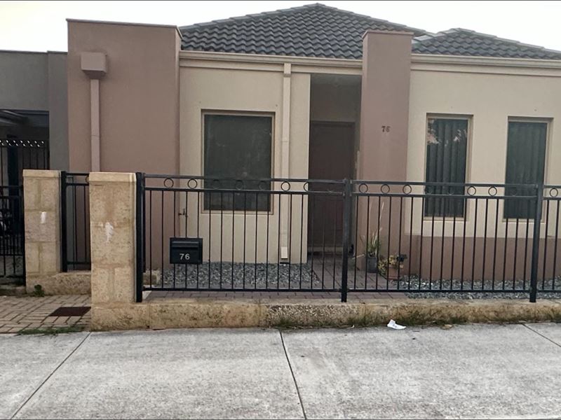 76 Hawkeswood Boulevard, Kwinana Town Centre